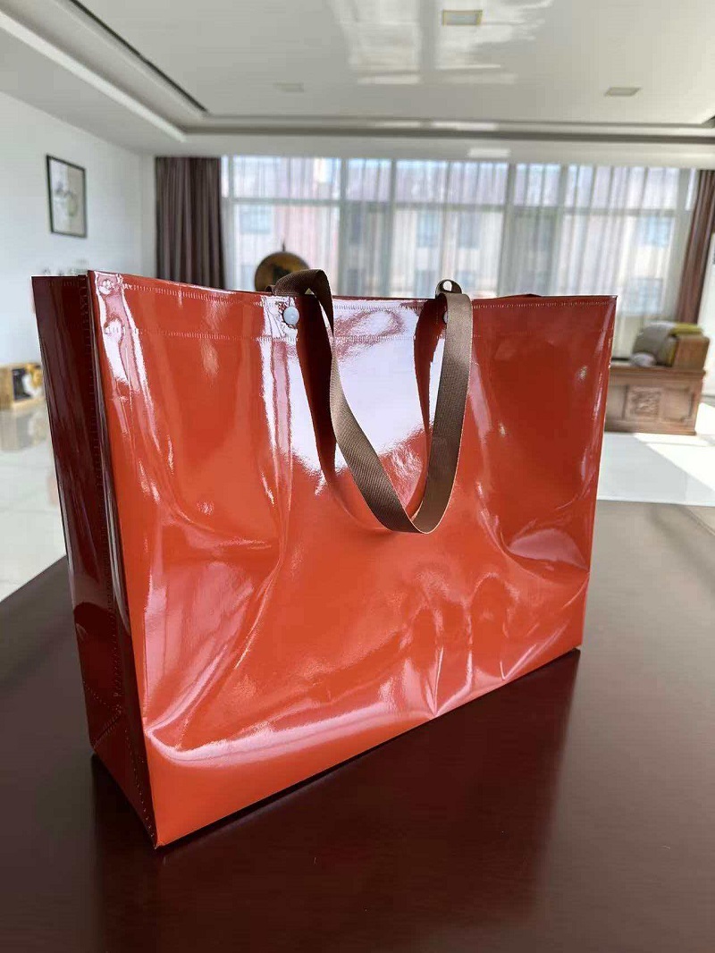 RGS PACKAGING's nye blanke PP- og PP-laminerede gavemuleposer er nu tilgængelige